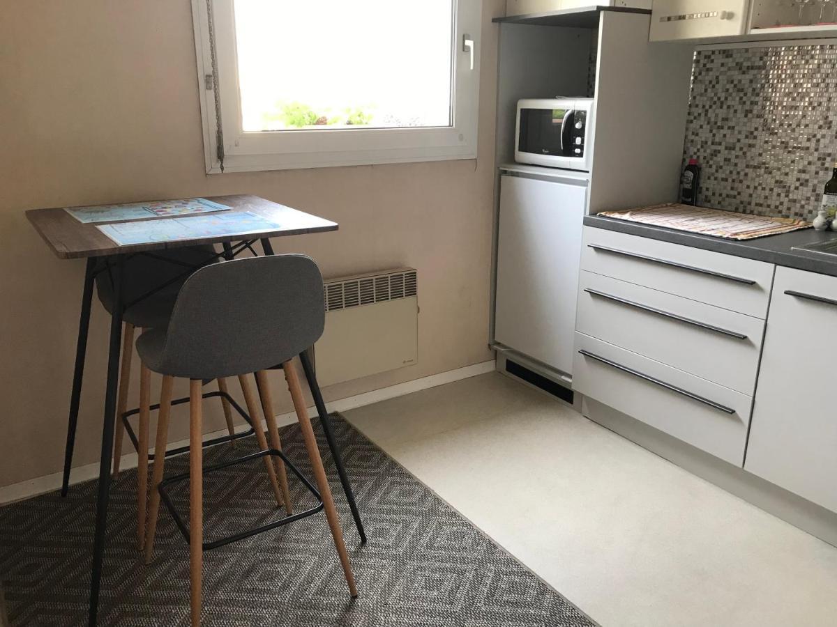 Entier 30 M2, Tramway Saint-florent, Parking Privé Gratuit Appartement *